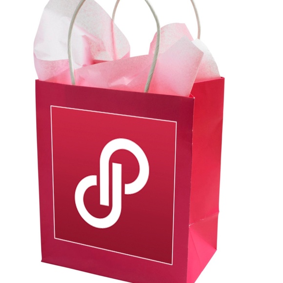 Meet your Posher, Dianne - Picture 1 of 1